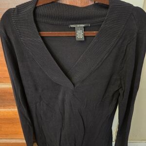 89th & Madison Black V-Neck Sweater